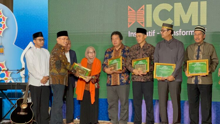 Dapat Anugerah “Nabawi Award”, Ternyata Masjid Al Istiqomah Kemang Punya Fasilitas Ini