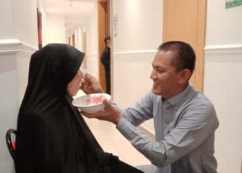 Kisah Mak Ooy, Keajaiban Haji dari Tanah Suci