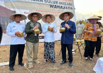 Hadiri Groundbreaking Masjid Suluk Mizani, Kiai Maman Harap Masjid Jadi Pusat Edukasi dan Ekonomi Umat
