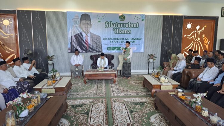 Kiai Maman Imanulhaq Dorong Pembentukan Ditjen Pesantren Kemenag