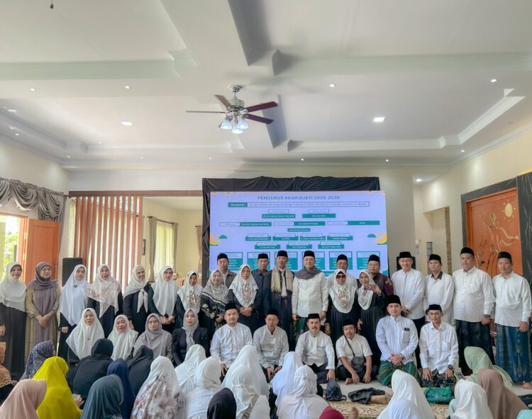 Akar Djati: Menjawab Kekisruhan Dunia dengan Sholawat dan Spirit Perdamaian